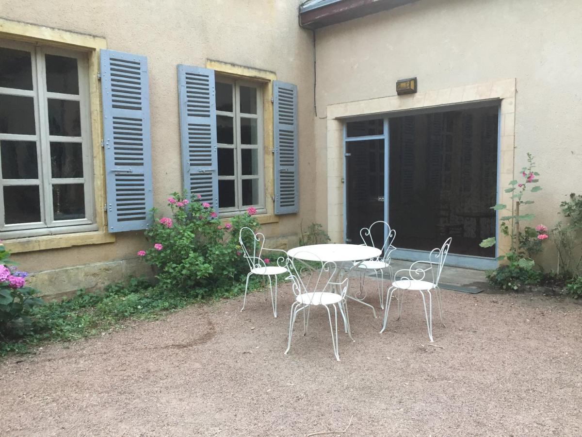 La Maison Des Peres Charolles Bagian luar foto